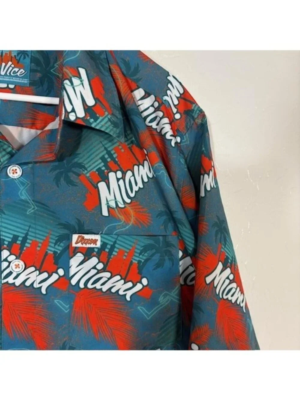 Dixxon The Vice Shirt Mens XL Blue Miami Print Hawaiian Aloha Button Up Casual - Picture 4 of 8